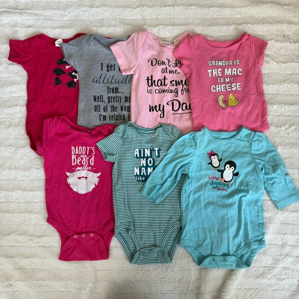 BUNDLE 4-6m onesies❤️